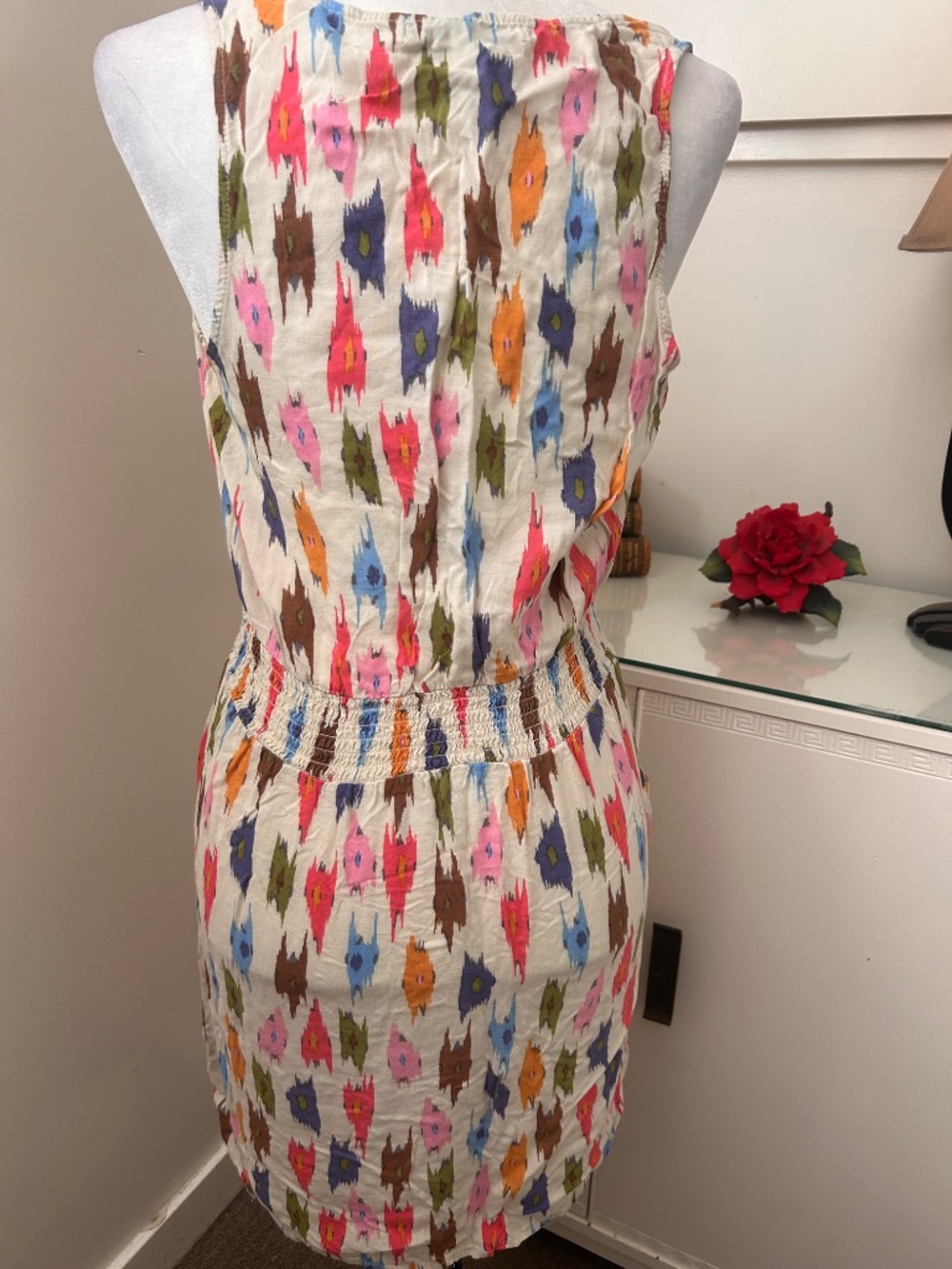 Spring Patterned Mini Dress With Pockets - Picture 4 of 9